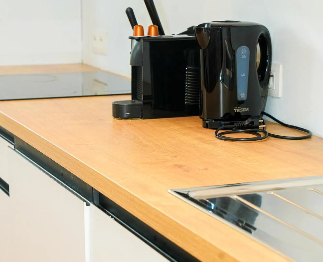 Modern 1Br & 1Lr Apartment, 10 Min Walk To City Center ヘント ベルギー