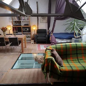 Artistic Loft With Big Sun Terrace Apartment