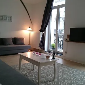  Apartment 3c-apartments
